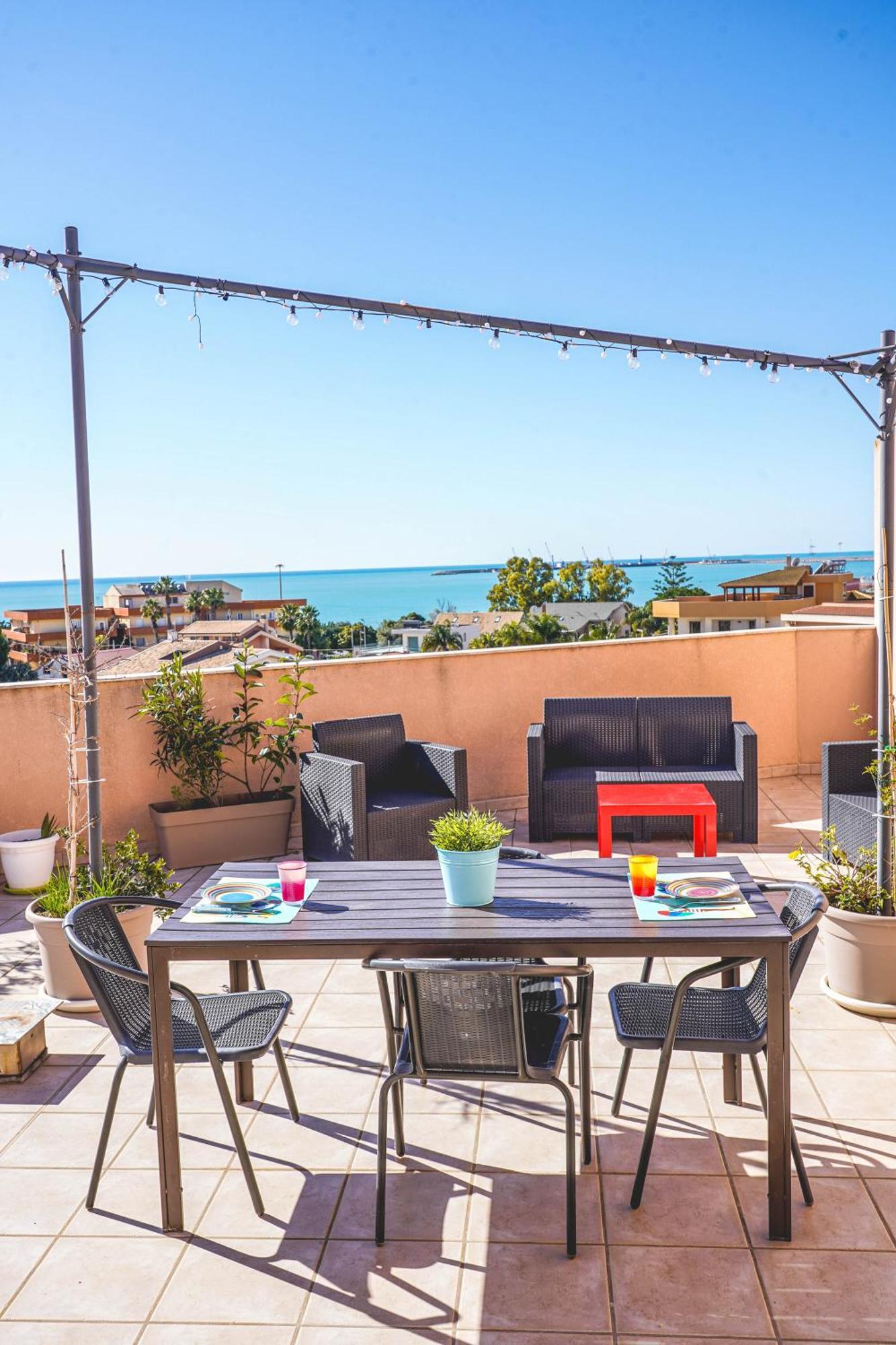 Apartament Attico Terrazza Cielomare Seaview Pozzallo Zewnętrze zdjęcie