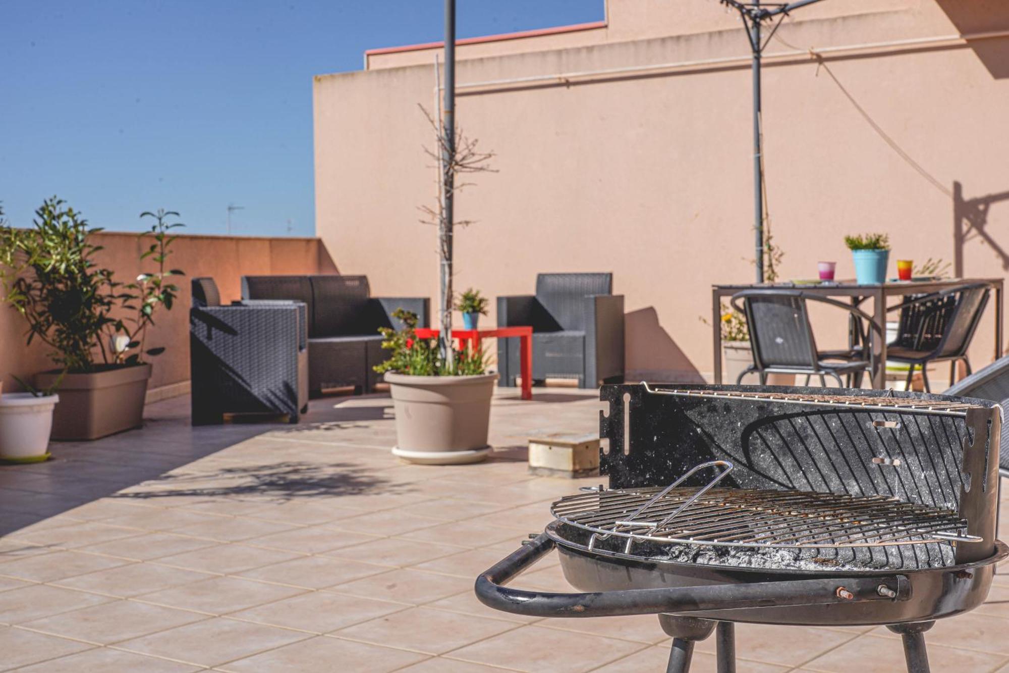 Apartament Attico Terrazza Cielomare Seaview Pozzallo Zewnętrze zdjęcie